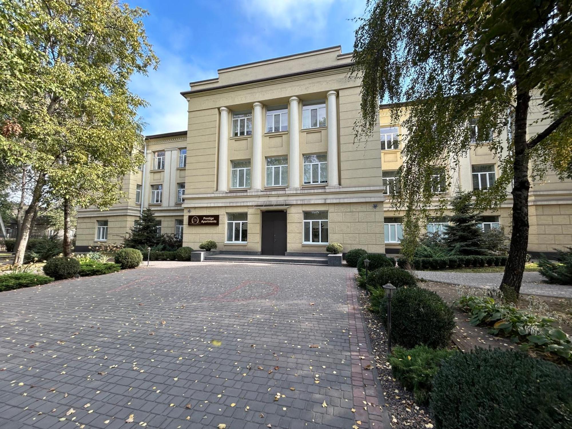 Prestige Apartments Kamianske Exterior photo